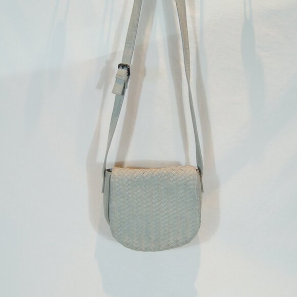Neiman Marcus Woven Crossbody Saddle Bag - Gray - Picture 3 of 8